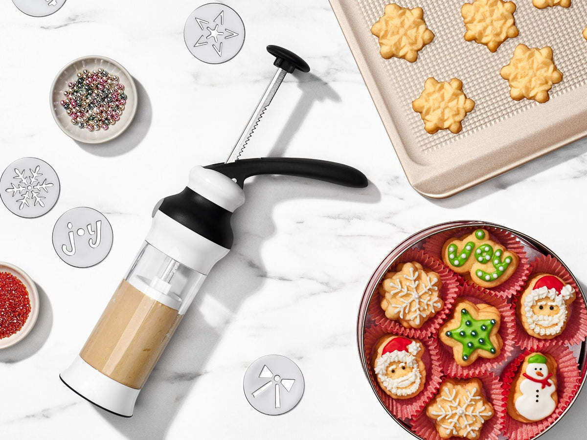 holiday-cookie-press-and-disk-set-bundle-d8 gg_11177800_9-banner.jpg