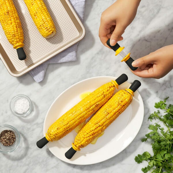 corn-holders-t8 nmagocbjtowlrvjwq7wk.jpg