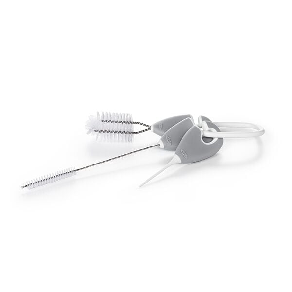 cleaning-set-for-straw-and-sippy-cups-l5 tot_62123200_1.jpg