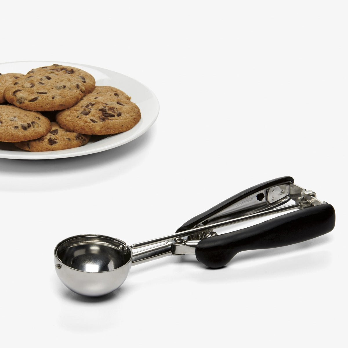 large-cookie-scoop-j9 1044082_5_large_cookie_scoop.jpg