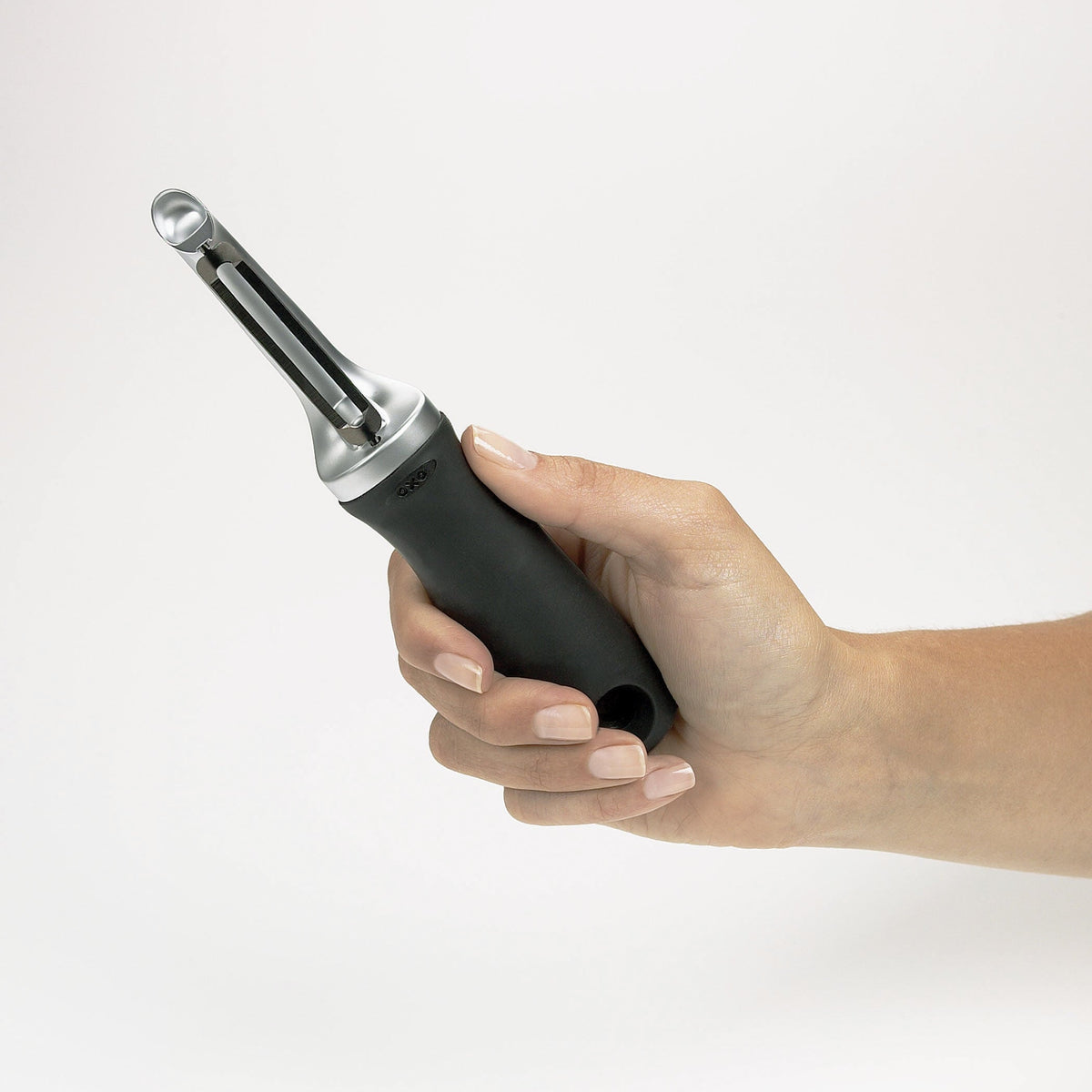 pro-swivel-peeler-h1 1057966_5_oxogoodgrips_proswivelpeeler.jpg
