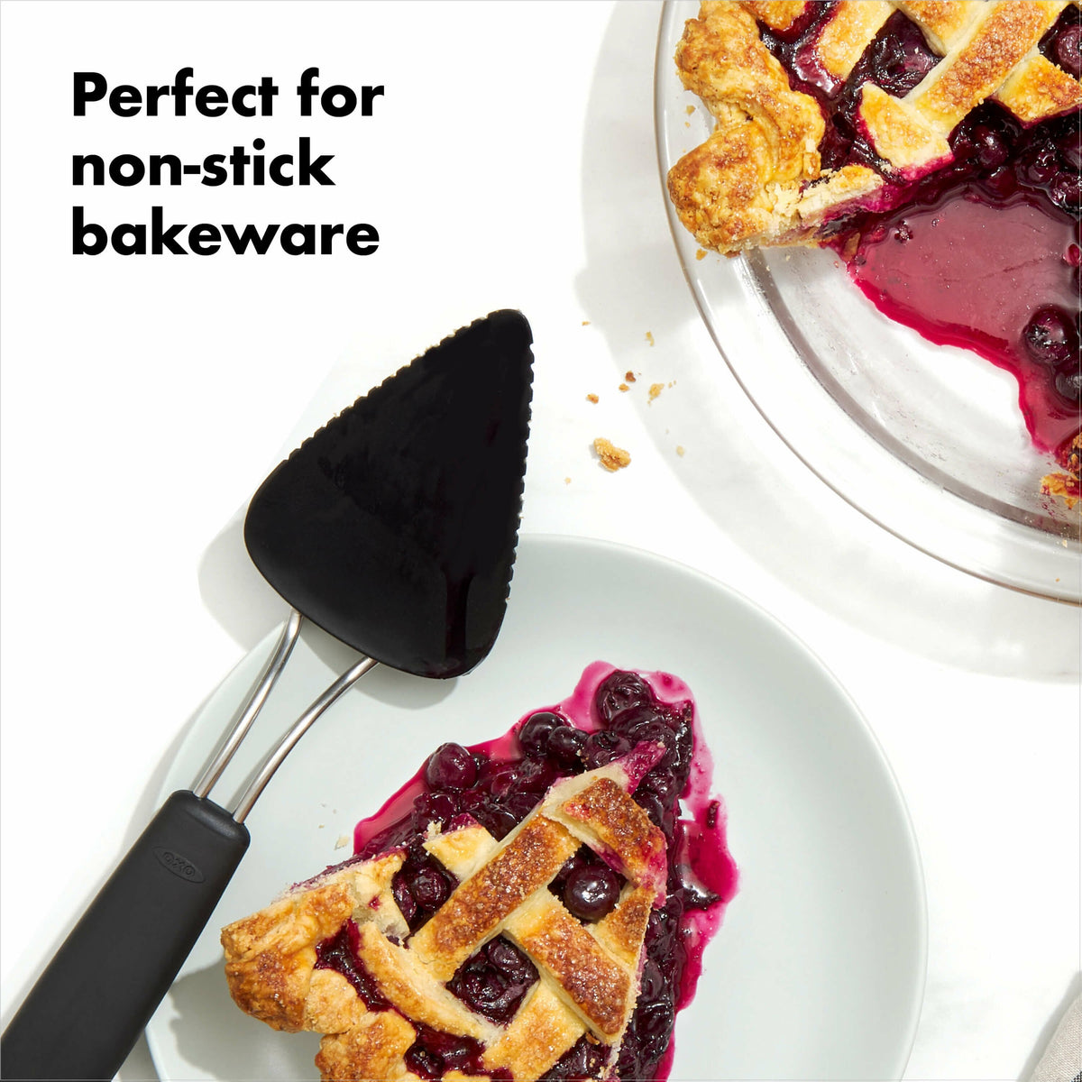 nylon-flexible-pie-server-z4 1064984_8b_1_.jpg