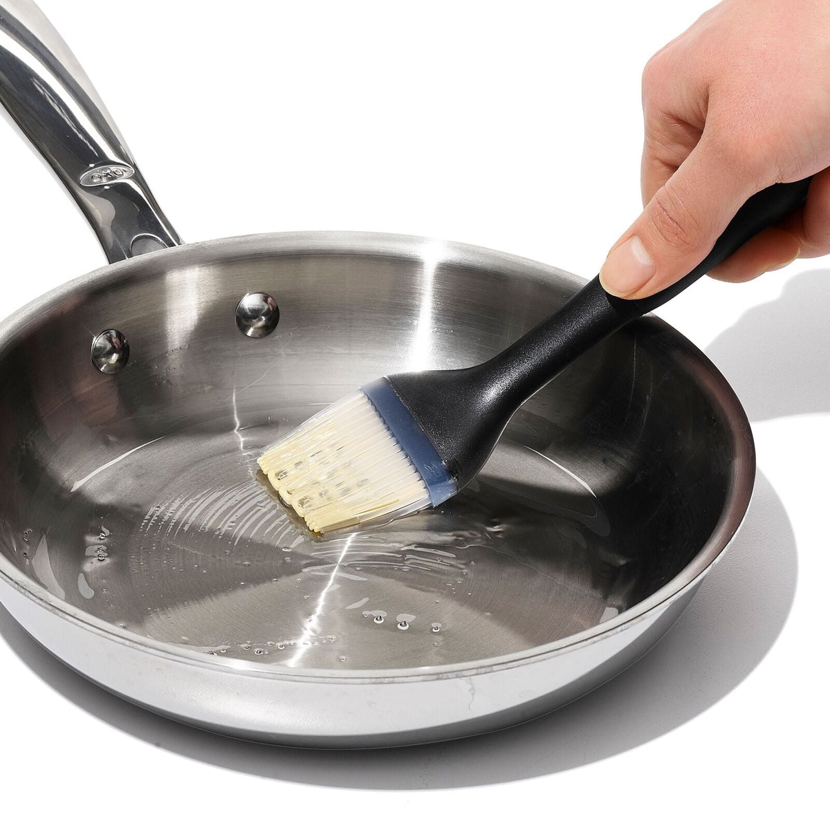 oxo-good-grips-silicone-pastry-brush-k0 1071062v1_detailed_product_view_2.jpeg