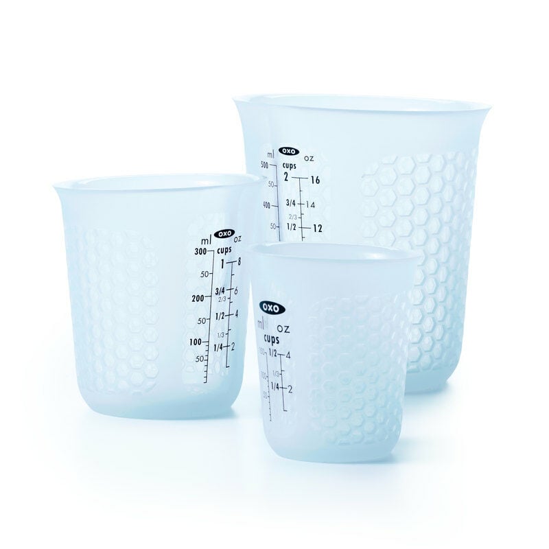 3-piece-squeeze-and-pour-silicone-measuring-cup-set-f0 11172700_measuring_set_2.jpg