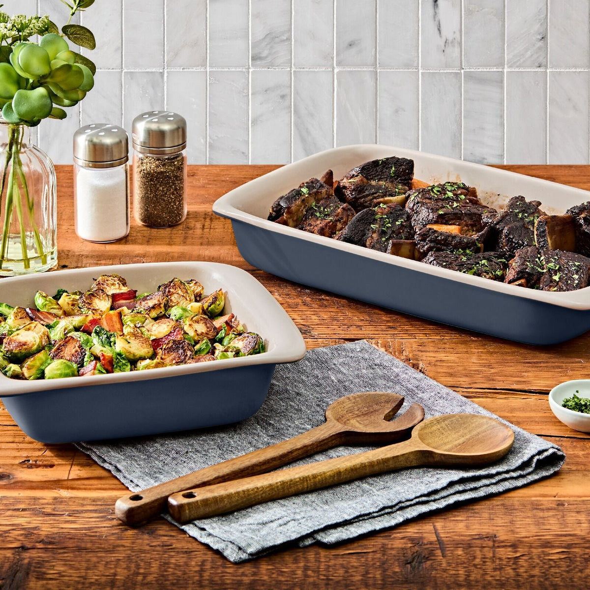 3-qt-rectangular-stoneware-baking-dish-c7 11428500_30.jpg
