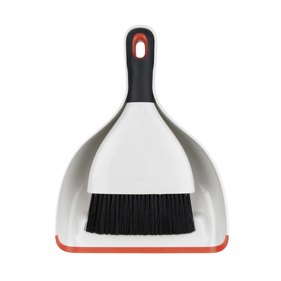 dustpan-and-brush-set-q1 1334480.jpg