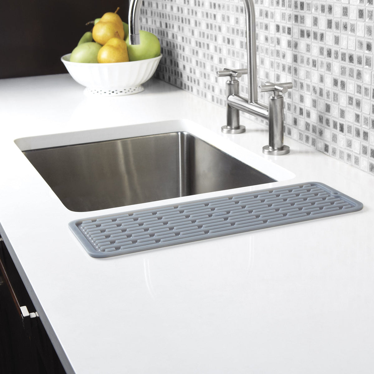 silicone-wine-glass-drying-mat-r3 1372100_4_silicone_wine_glass_drying_mat.jpg