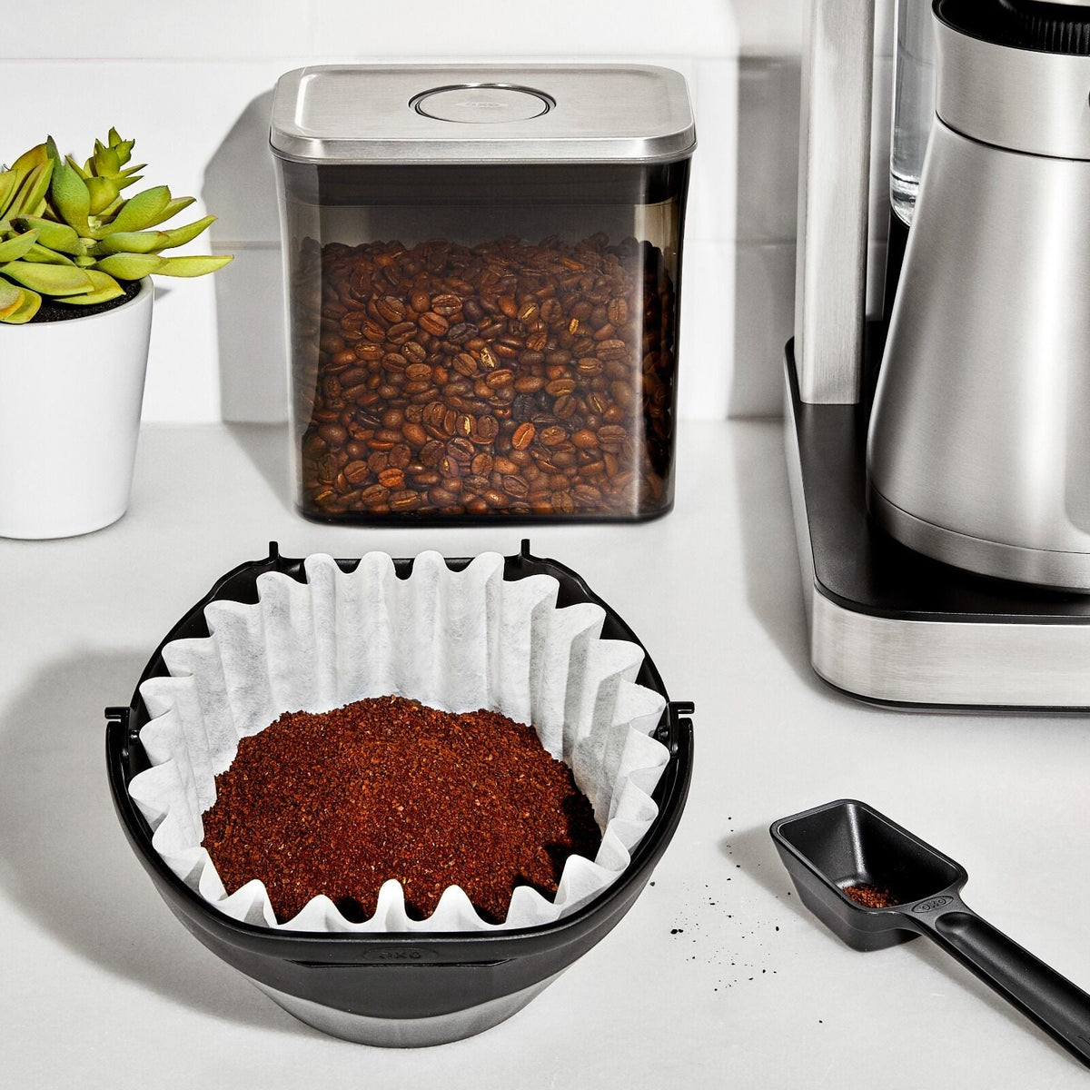 commercial-basket-style-large-coffee-filters-z4 brew_11358800_12cupcoffeefilter_pdp_02.jpg