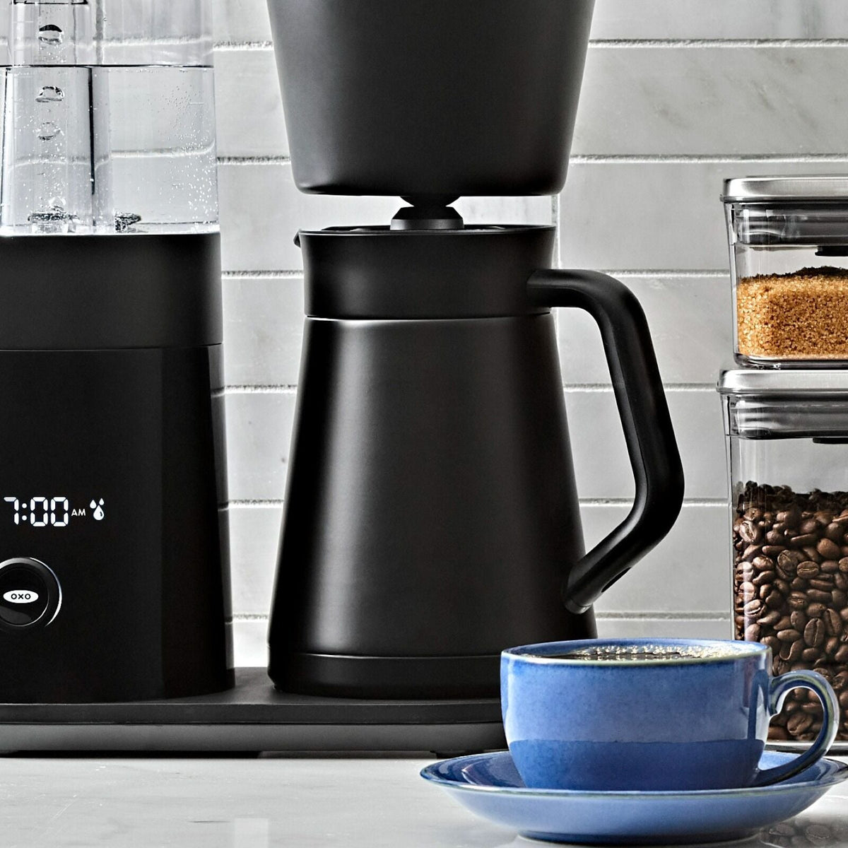 replacement-carafe-for-9-cup-coffee-maker-matte-black-x3 brew_8725100_9-cup-coffee-maker-black-carafe_pdp_03_1_.jpeg