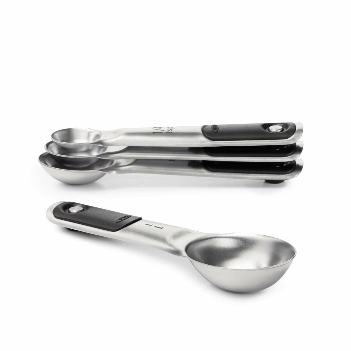 stainless-steel-measuring-cups-and-spoons-set-x5 gg_11180500_1a.jpg