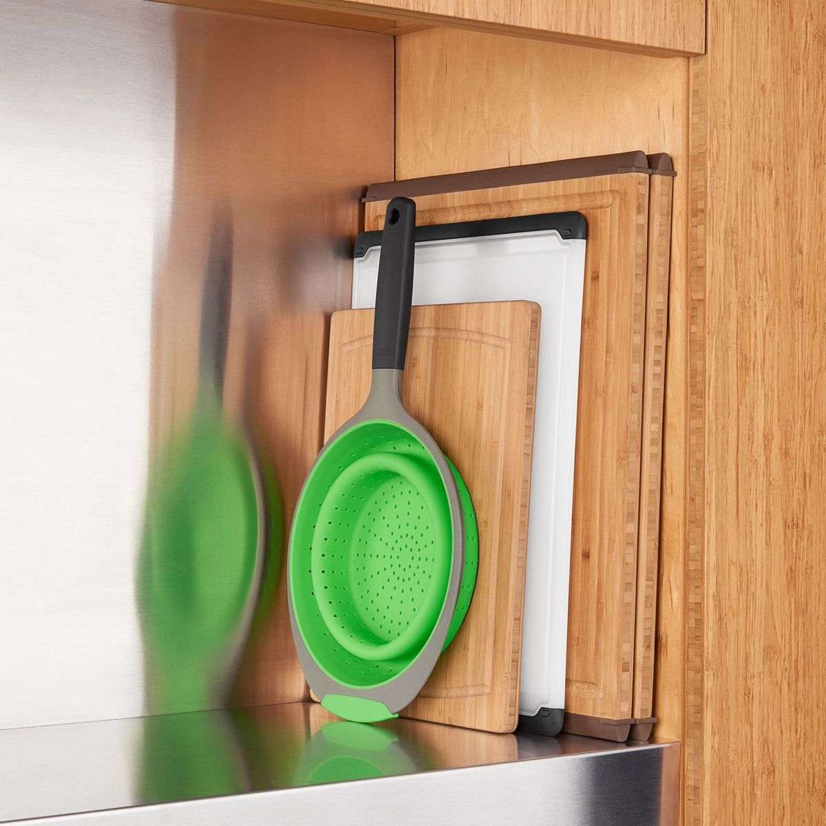 silicone-collapsible-strainer-2-0-qt-m3 gg_11208300_9.jpg