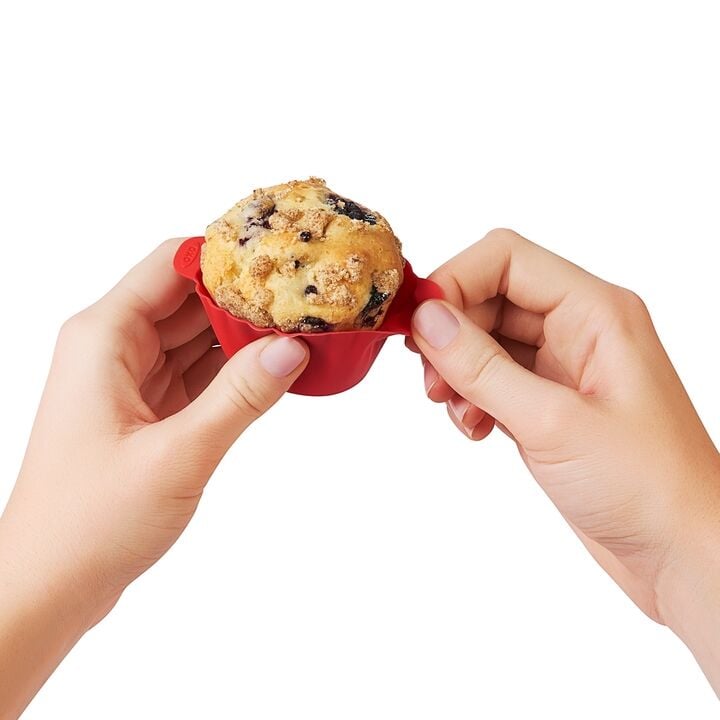 silicone-baking-cups-12-pack-t6 gg_11211000_4c.jpg