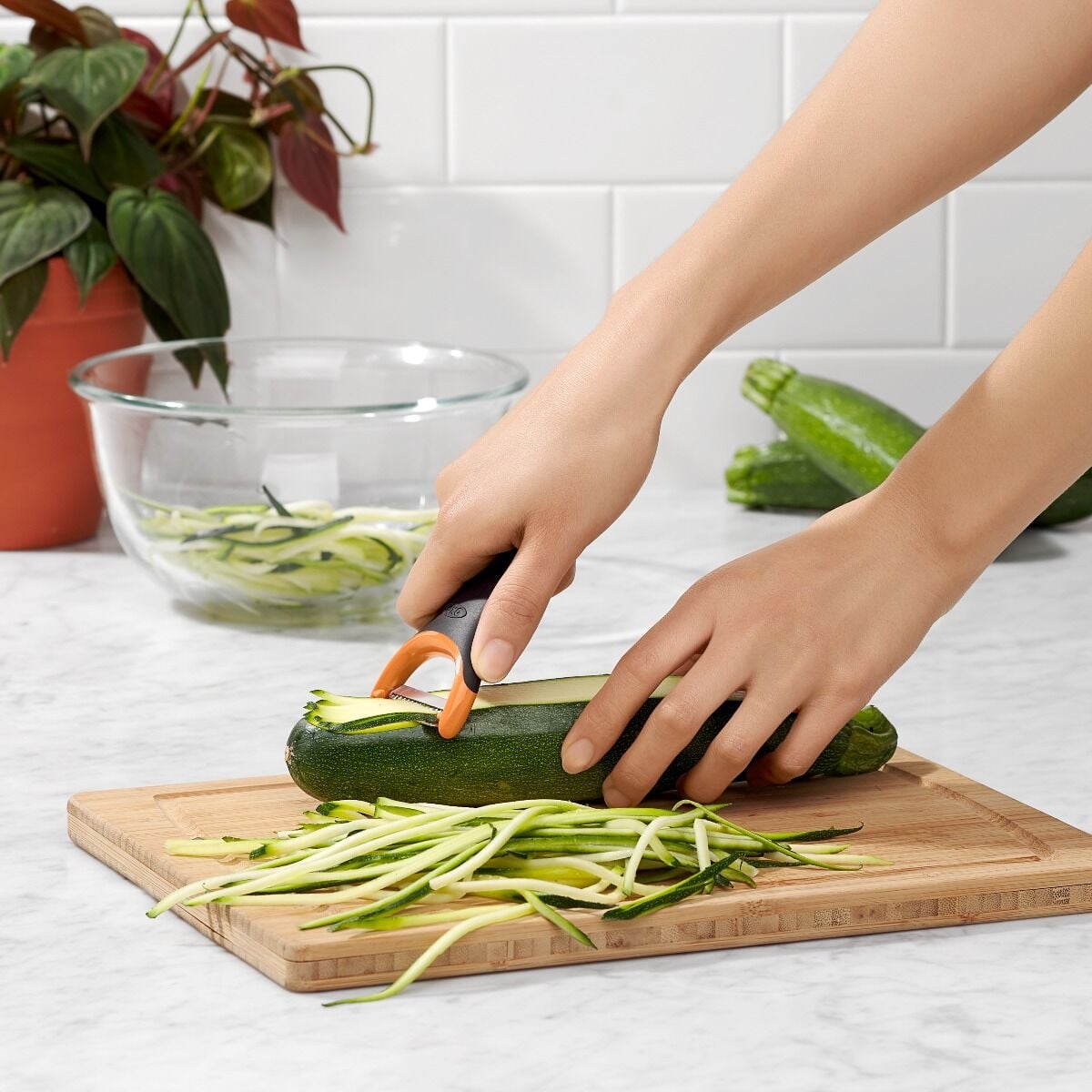 3-piece-prep-peeler-set-assorted-blades-l5 gg_11244100_4c_3.jpg
