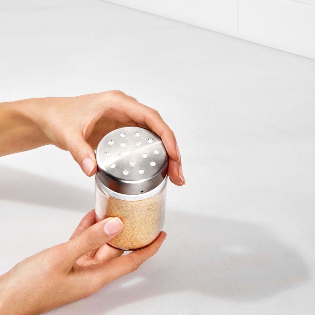 adjustable-shaker-y0 gg_11247200_4e_1_.jpg