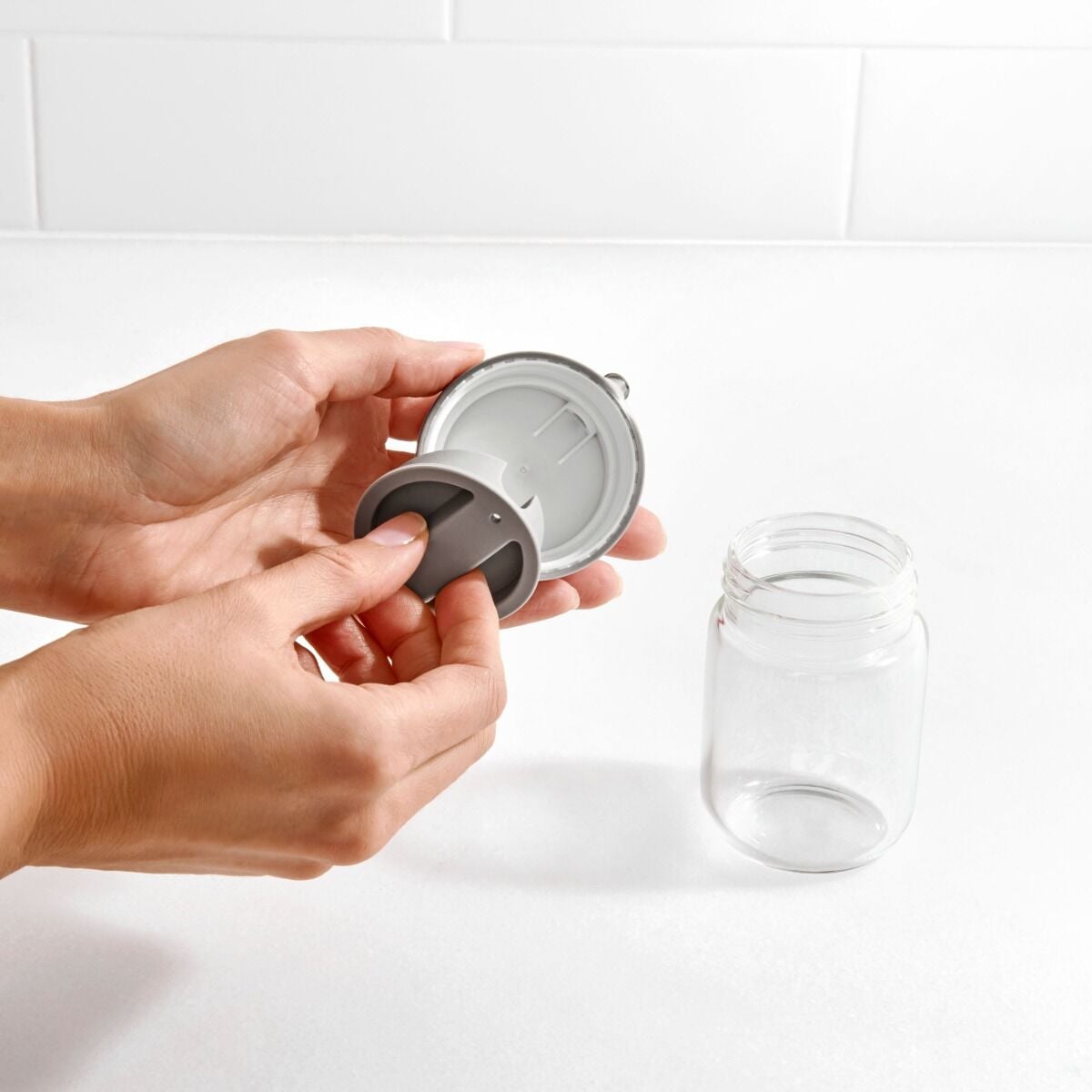 precision-pour-glass-dispenser-5-oz-i5 gg_11278600_4a.jpg