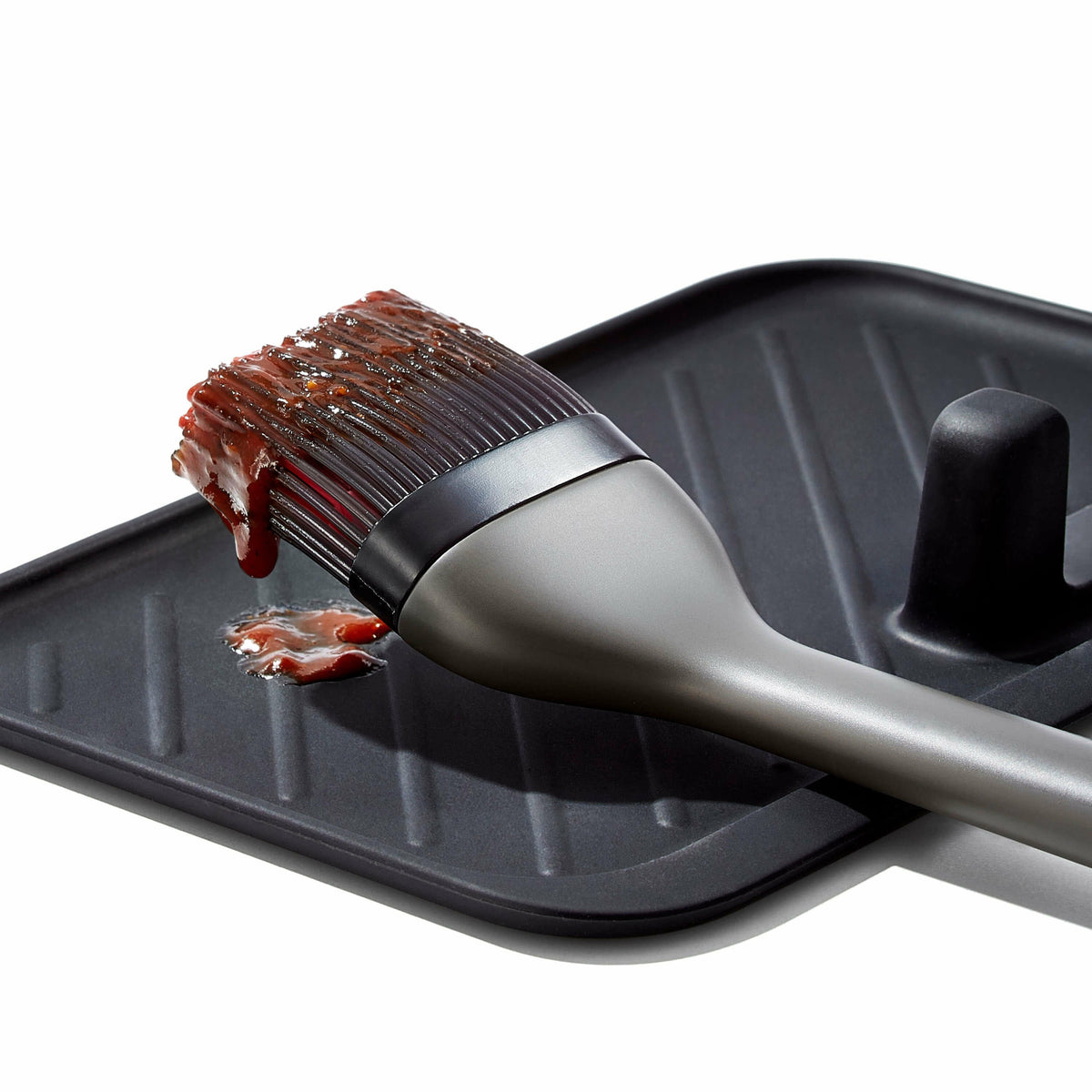 grilling-basting-brush-r9 gg_11309300_050620_4_rgb_1_.jpg