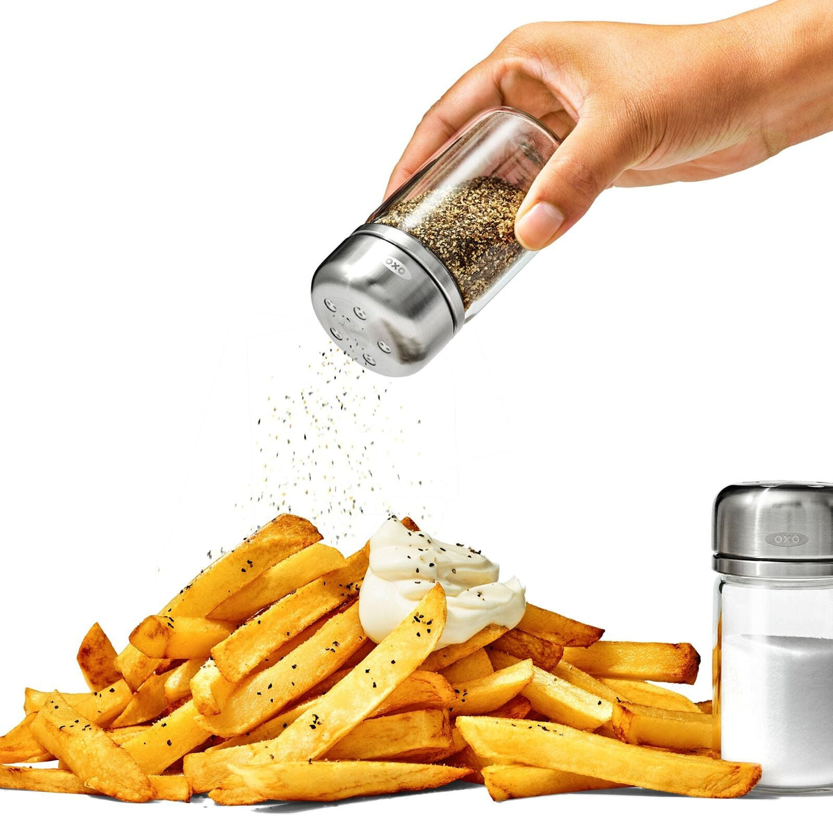 glass-adjustable-shaker-set-t9 gg_11312600_adjustablesaltandpeppershakers_pdp_05.jpeg