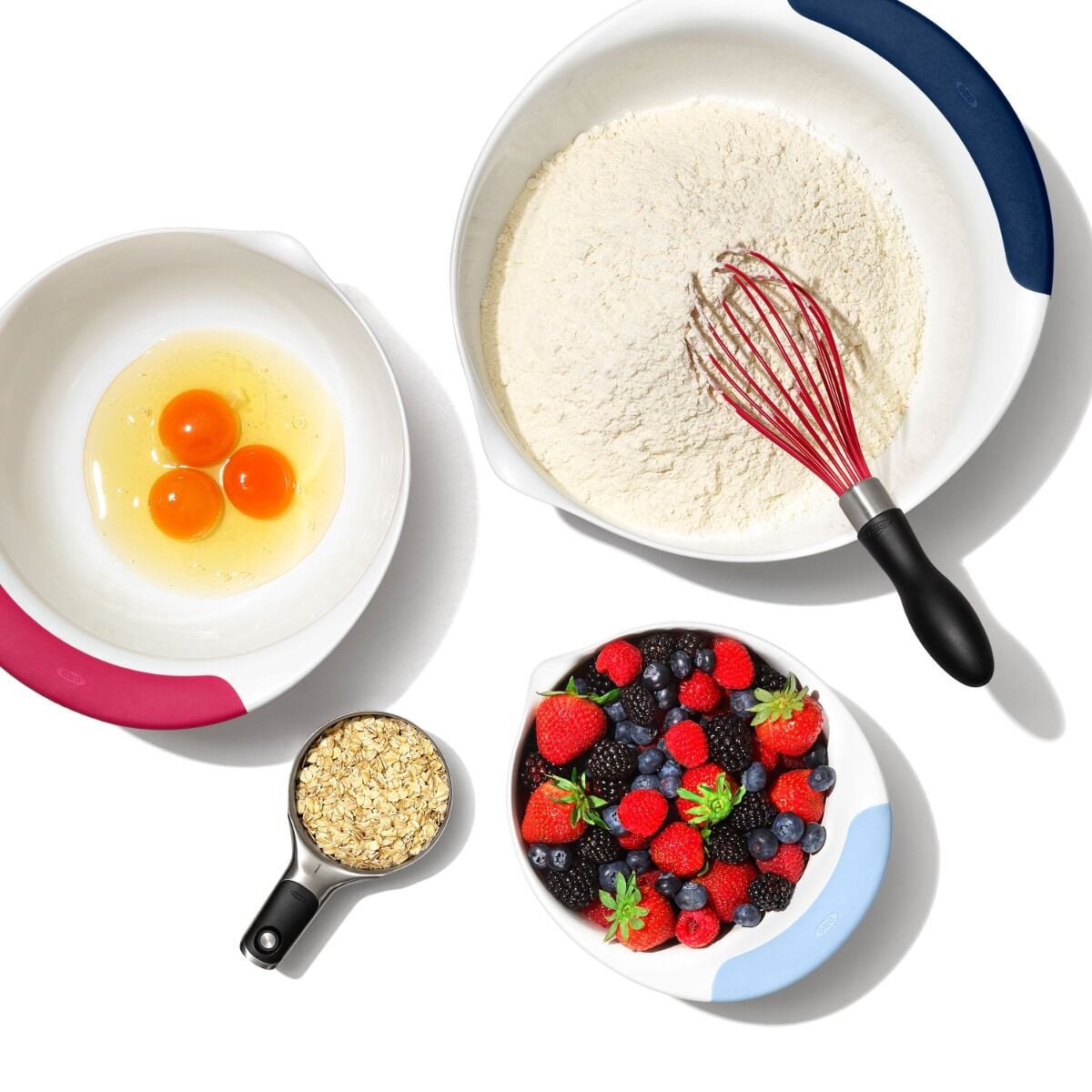 3-piece-mixing-bowl-set-new-colored-handles-i8 gg_11323100_012021_11_p_rgb_1.jpg