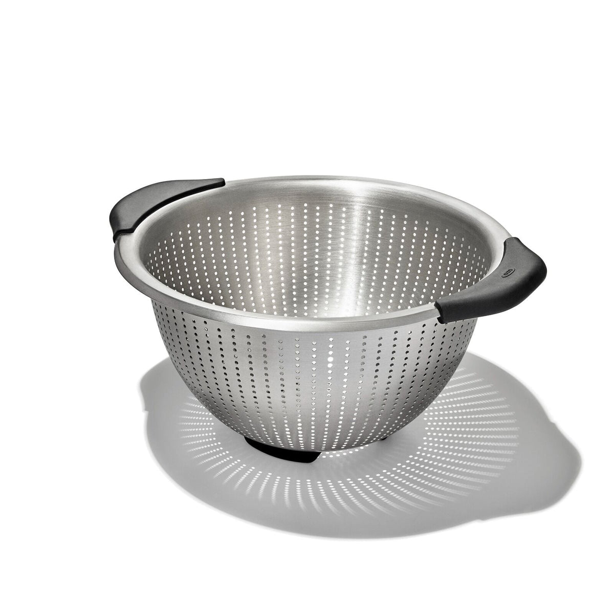 5-qt-stainless-steel-colander-g2 gg_11330900_stainlesssteelcolander5qt_02_rgb.jpg