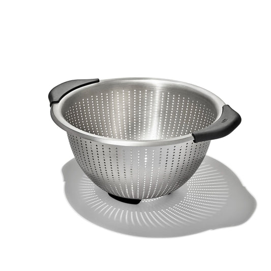 5-qt-stainless-steel-colander-g2 gg_11330900_stainlesssteelcolander5qt_02_rgb.jpg