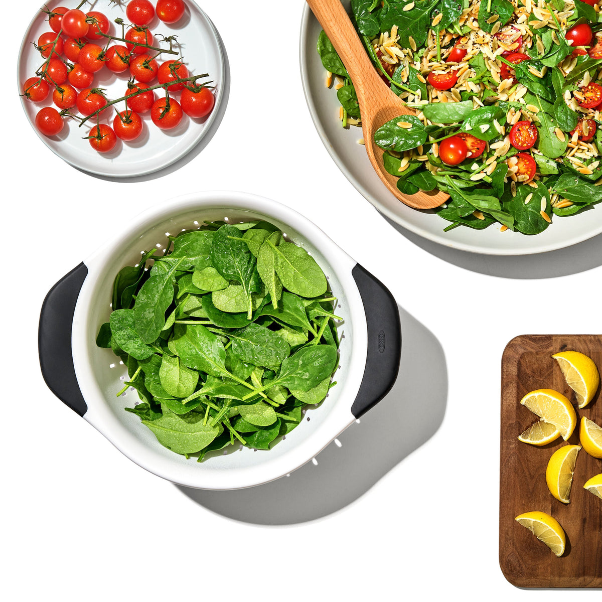 plastic-colander-x9 gg_11331000_plasticcolander3qt_pdp_04.jpg