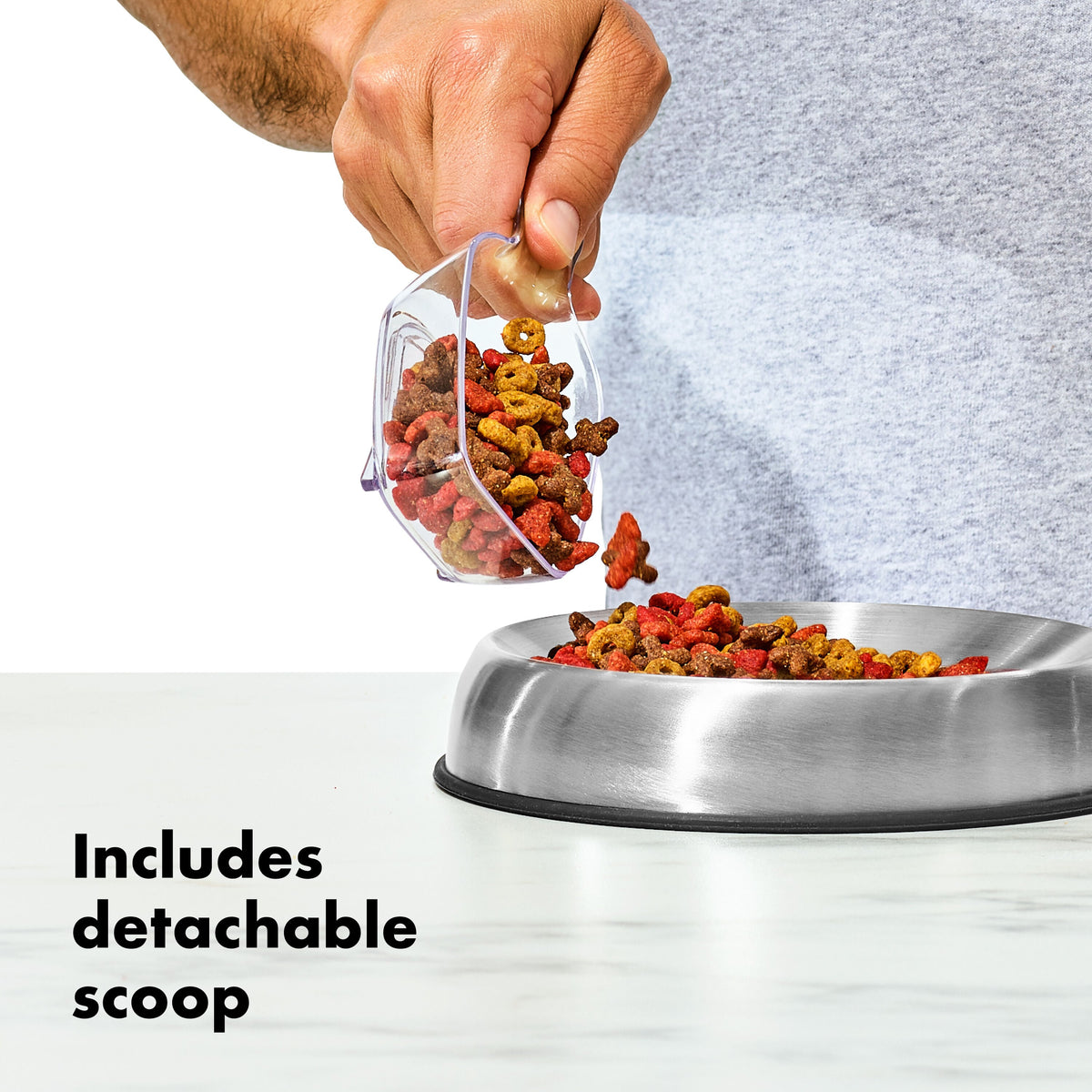 oxo-good-grips-pet-pop-container-4-4-qt-4-2-l-with-scoop-n7 gg_11332700_8b.jpg