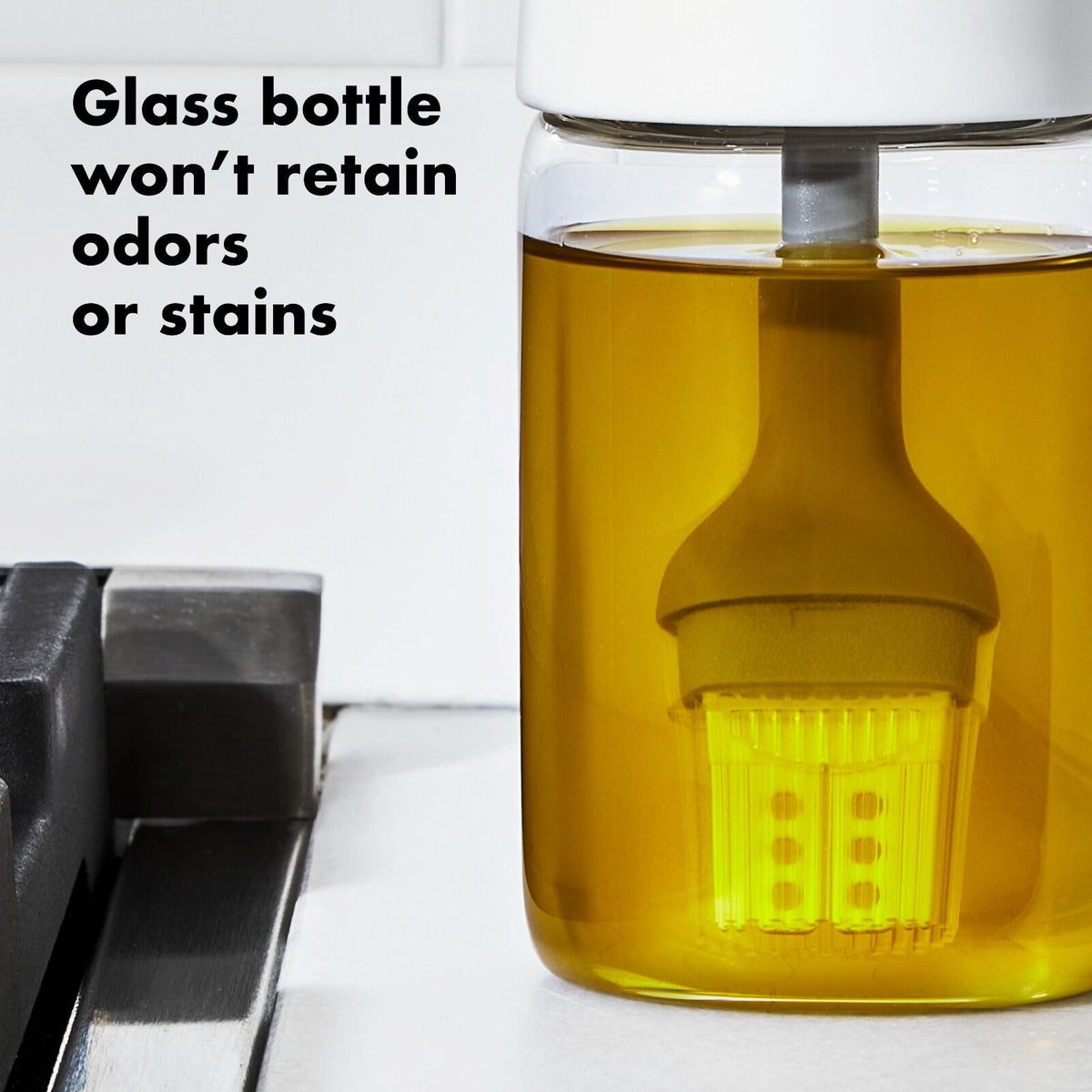 glass-oil-bottle-and-silicone-brush-set-k7 gg_11380400_glassoilbottleandbrush_apdp_03.jpg