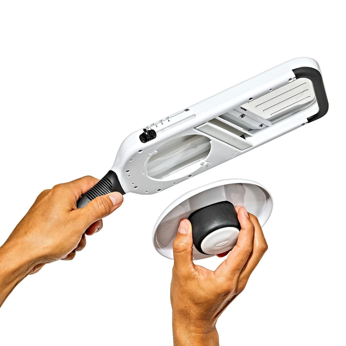 precision-handheld-mandoline-y1 gg_11391800_precisionhandheldmandoline_pdp_05.jpeg