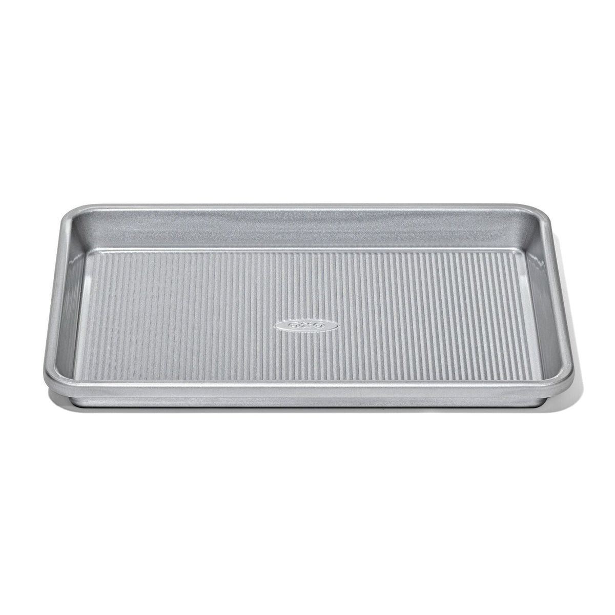 non-stick-pro-clear-coated-quarter-sheet-pan-d9 gg_11434900_quarter-sheet-pan_apdp_00_main.jpeg