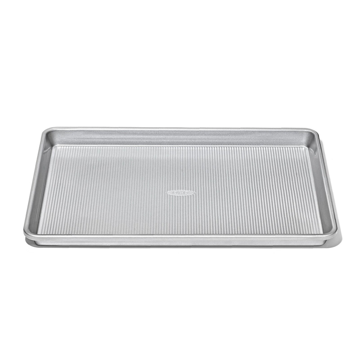 non-stick-pro-clear-coated-half-sheet-pan-j1 gg_11435300_half-sheet-pan_apdp_00_main.jpeg