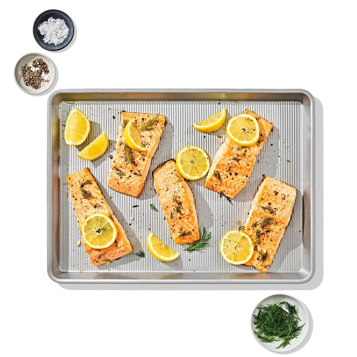 non-stick-pro-clear-coated-half-sheet-pan-j1 gg_11435300_half-sheet-pan_pdp_03.jpeg