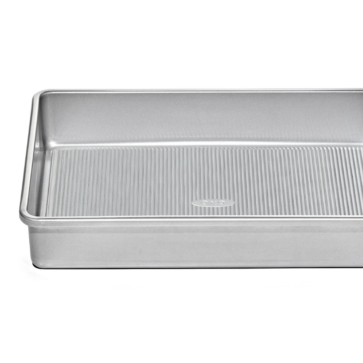 non-stick-pro-clear-coated-9inx13in-cake-pan-a6 gg_11435500_9x13-cake-pan_pdp_05.jpeg