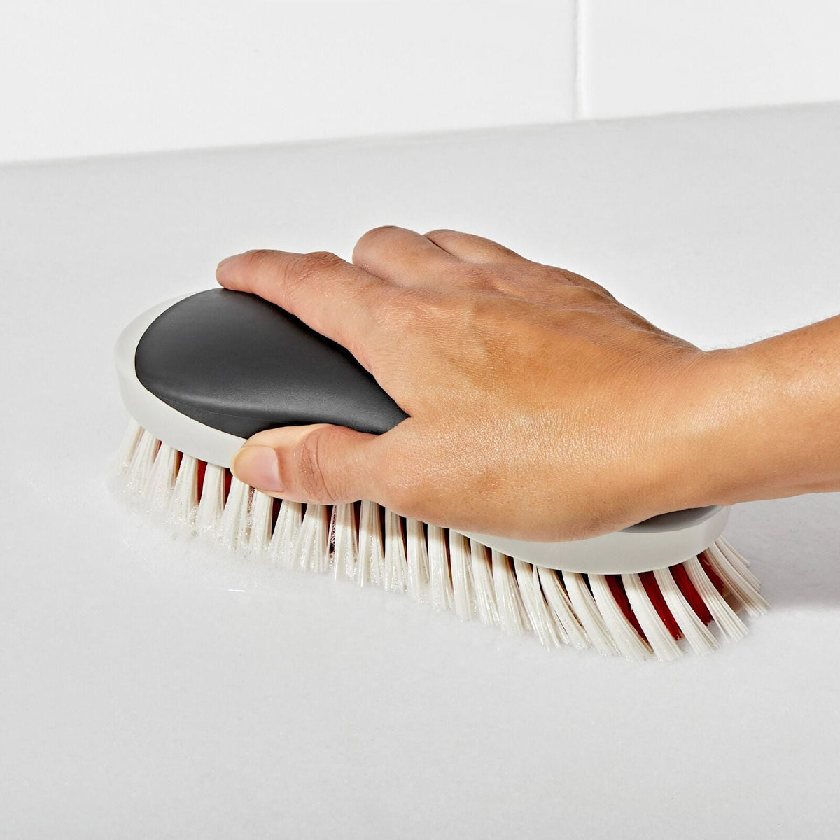 grout-brush-and-heavy-duty-scrub-brush-combo-set-v8 gg_12426100_grout-and-heavy-duty-brush-2-pack_pdp_02.jpeg