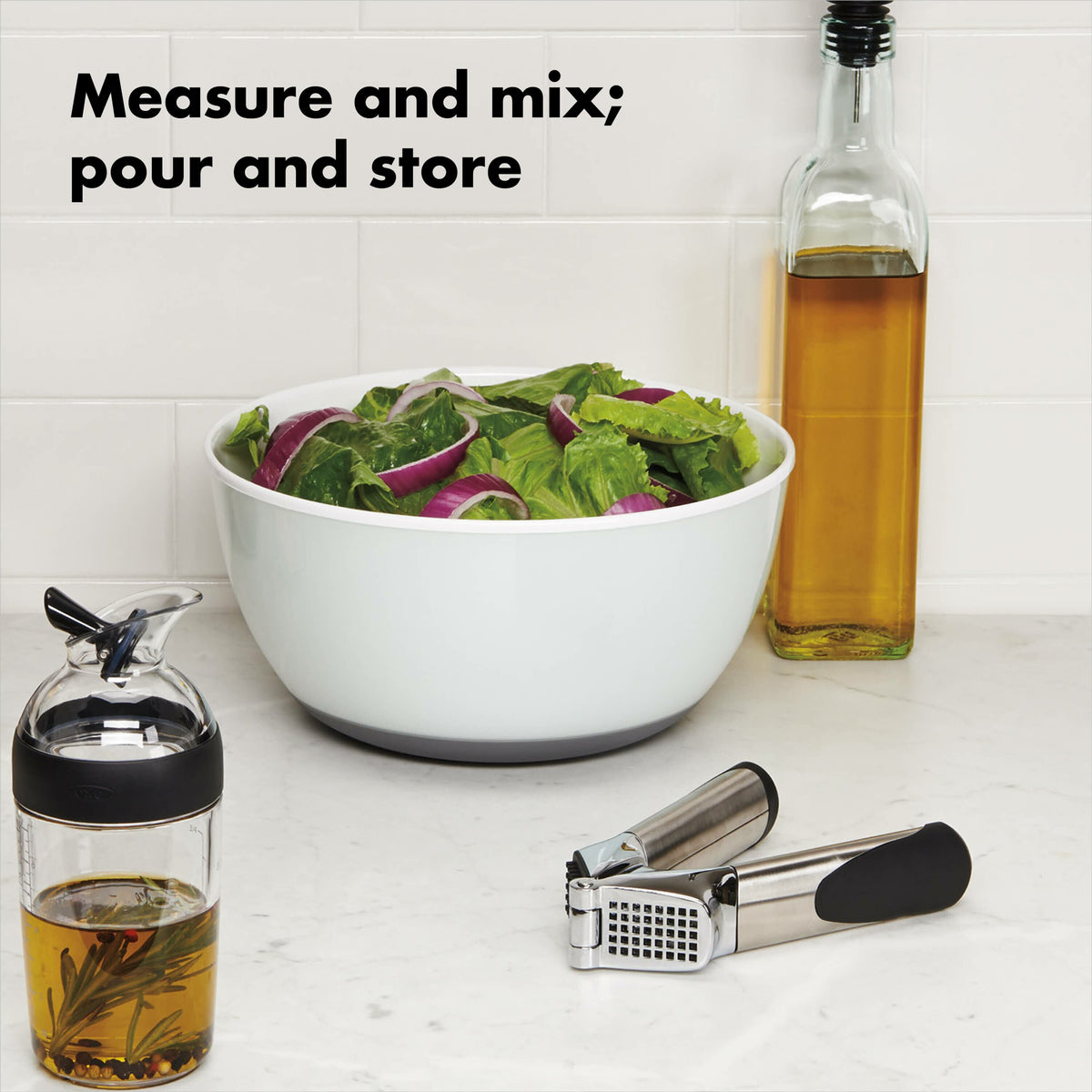 little-salad-dressing-shaker-i5 gg_1268980_8_1_.jpg