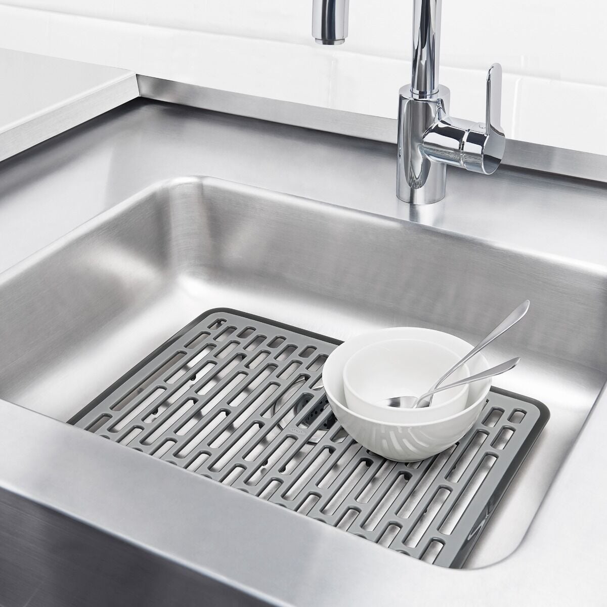 oxo-good-grips-large-sink-mat-o8 gg_13190530_9.jpg