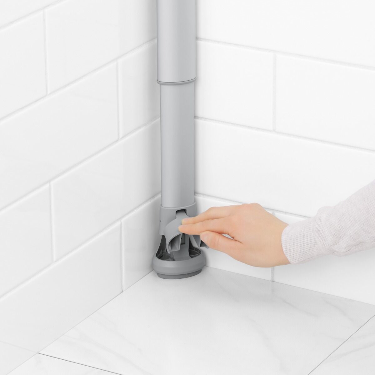 quick-extend-aluminum-pole-caddy-l5 gg_13241500_4c.jpg