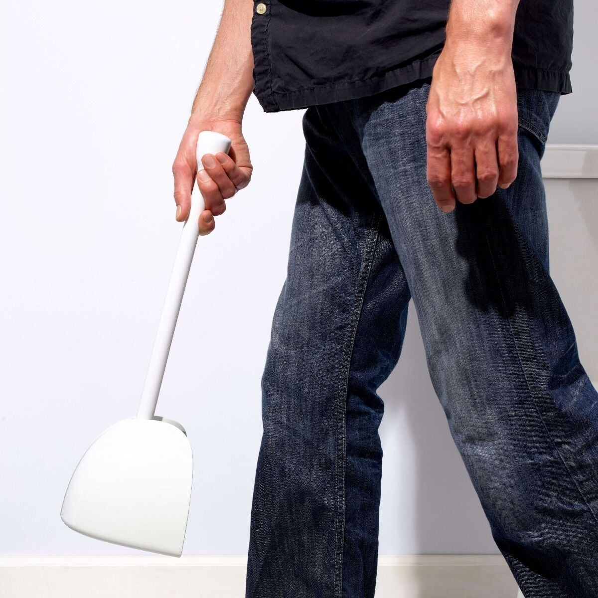 toilet-plunger-with-cover-z0 gg_13285100_4b_1_.jpg