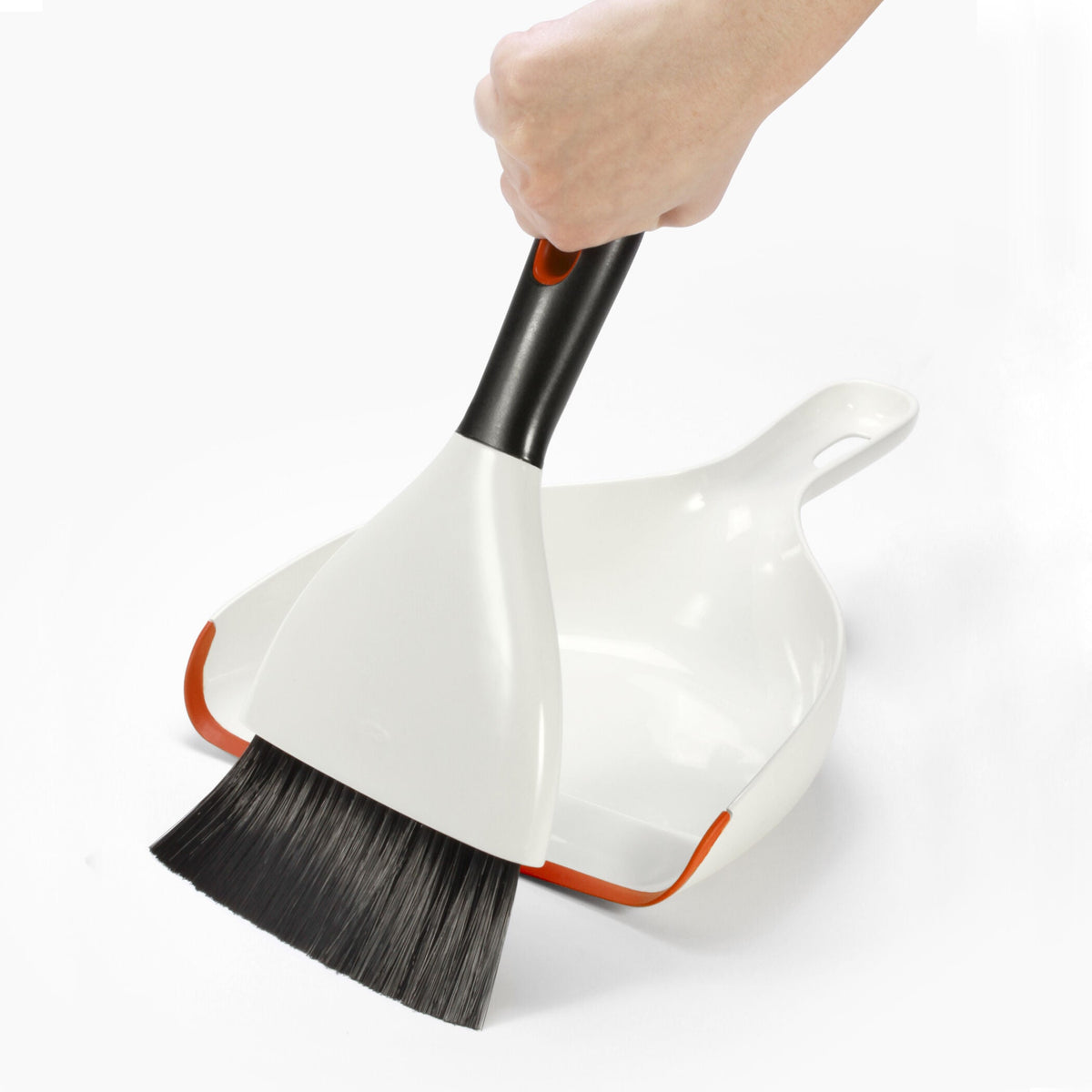 dustpan-and-brush-set-q1 gg_1334480_7_dustpan_brush_set.jpg