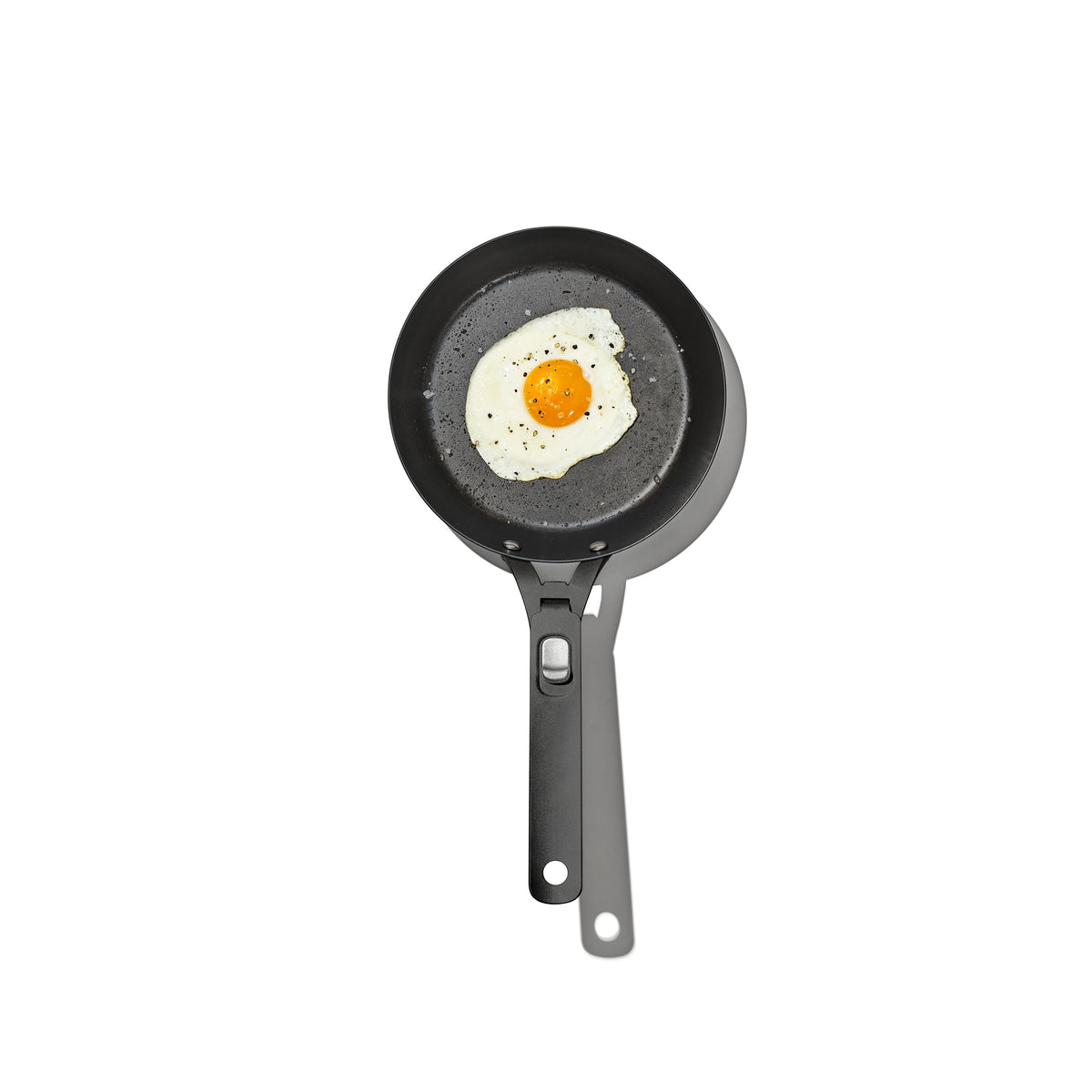 carbon-steel-with-removable-handle-8in-pan-j3 od__2059660001__8incarbonsteelpan_72_p_rgb_1.jpg