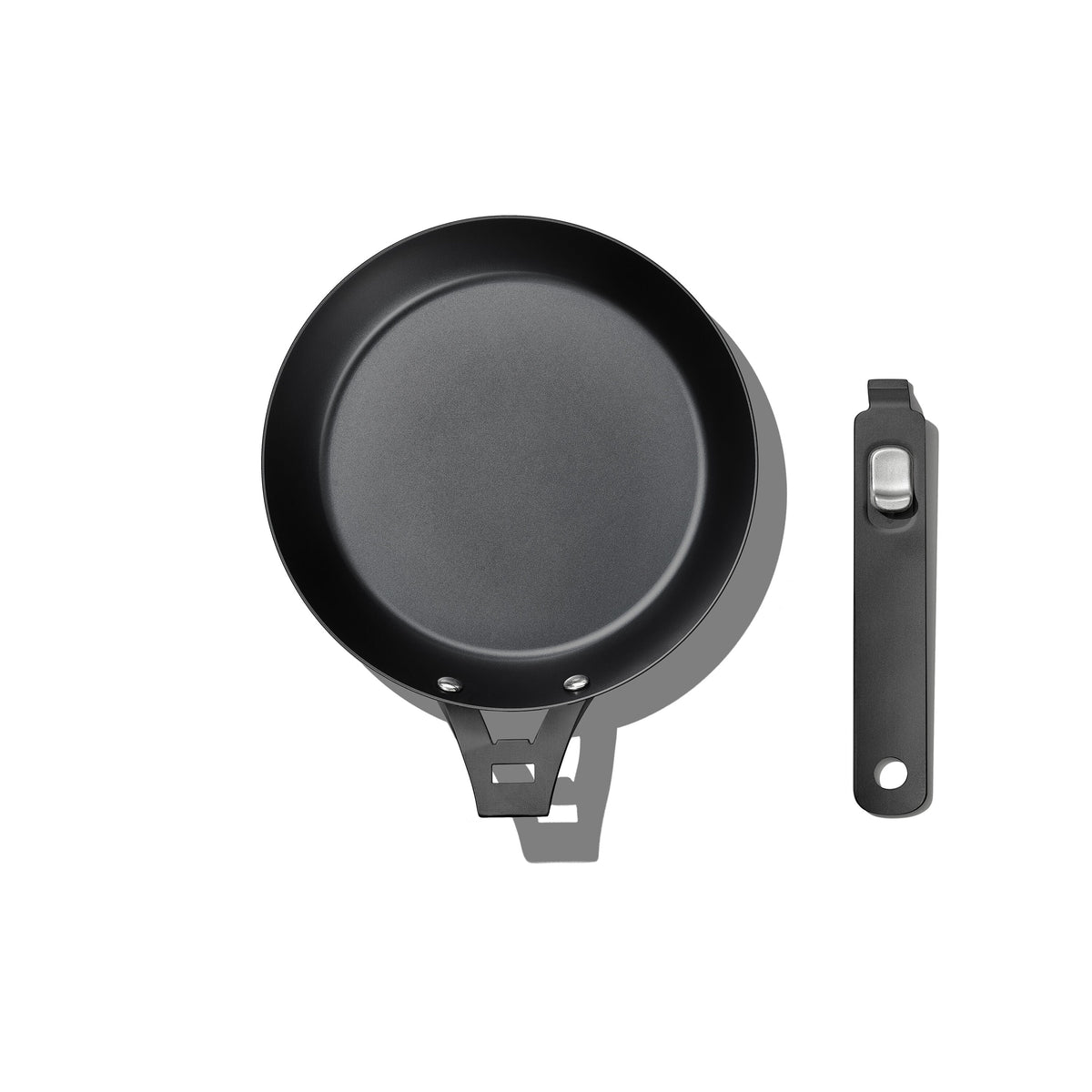carbon-steel-with-removable-handle-8in-pan-j3 od__2059660001__8incarbonsteelpan_75_rgb.jpg