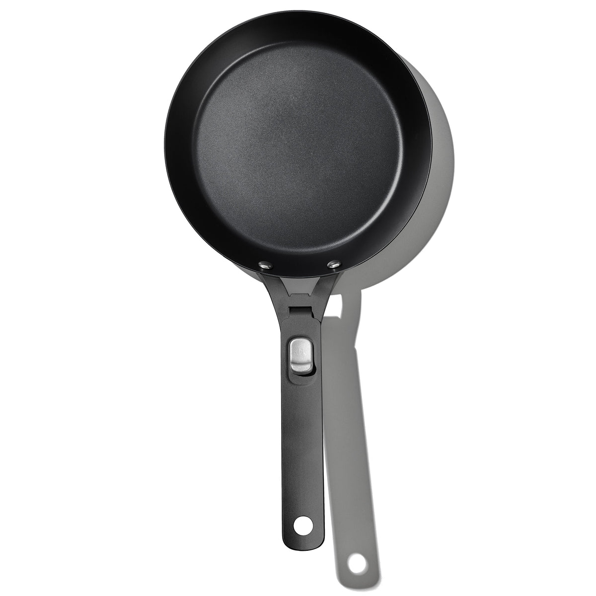 carbon-steel-with-removable-handle-8in-pan-j3 od__2059660001__8incarbonsteelpan_76_01_rgb.jpg