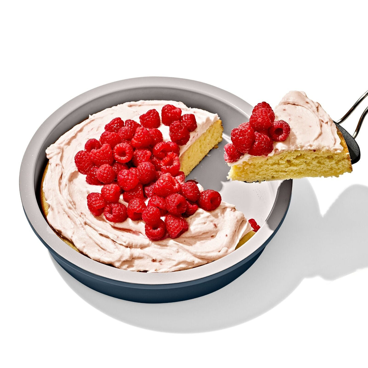 non-stick-pro-ceramic-coated-metal-bakeware-9-round-cake-pan-storm-blue-z6 oxo_11414100_9in-round-cake-pan-stormblue_apdp_03.jpg