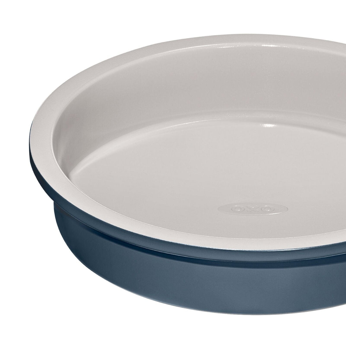 non-stick-pro-ceramic-coated-metal-bakeware-9-round-cake-pan-storm-blue-z6 oxo_9in-round-cake-pan-stormblue_apdp_02.jpg