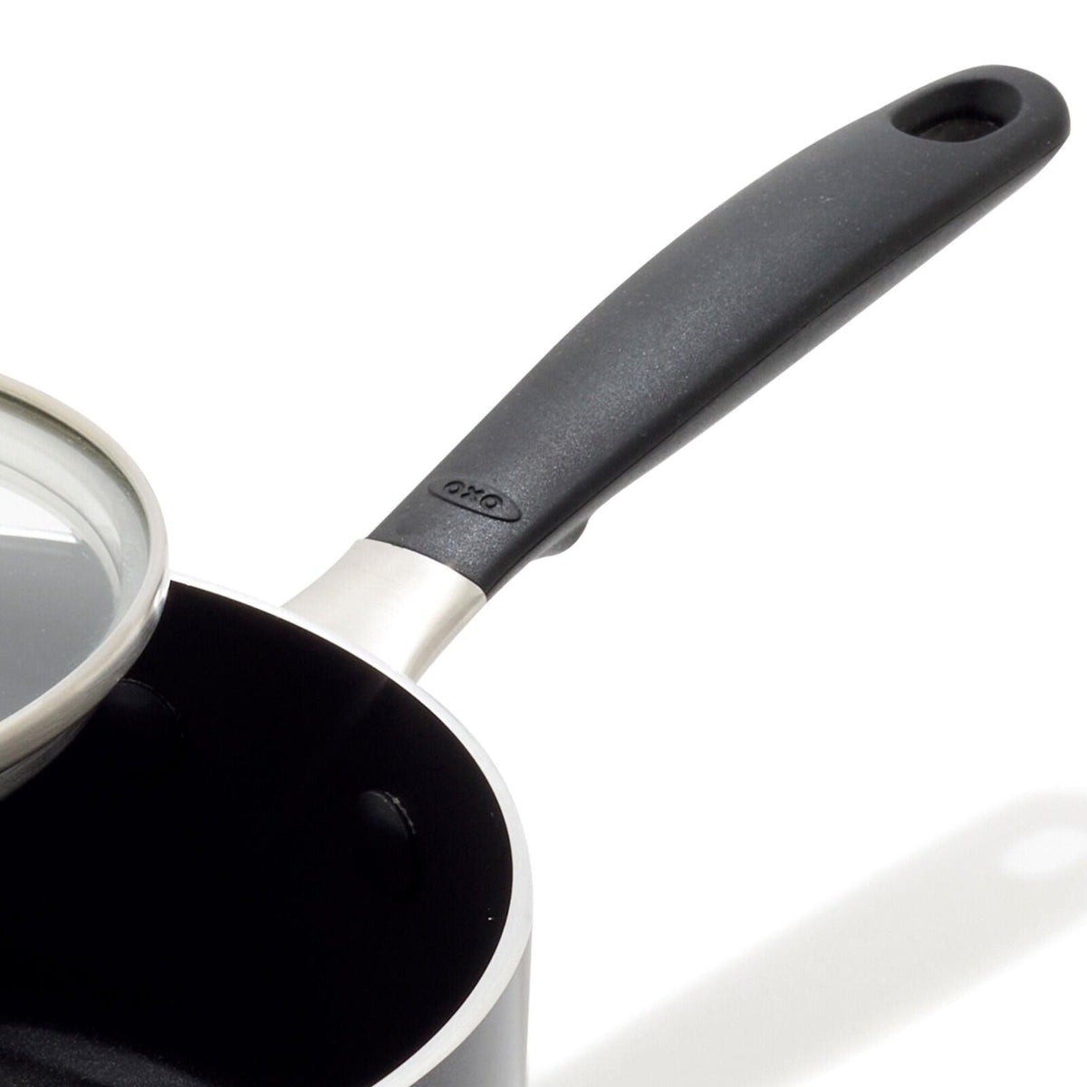 non-stick-pro-every-day-1-6-qt-saucepan-with-lid-s4 oxo_cc010467-001_nonstick-everyday-1p6qt-saucepan_pdp_04.jpg