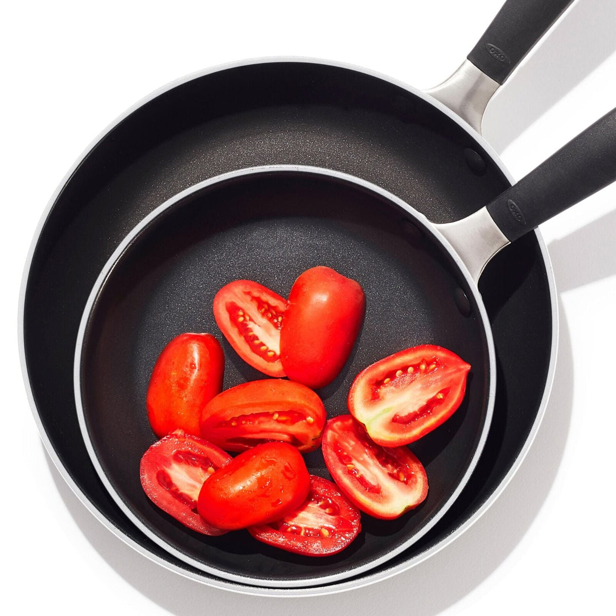 non-stick-pro-every-day-2-piece-frypan-set-u1 oxo_cc010473-001_nonstick-everyday-2pc-fry-pan-set_pdp_06.jpg