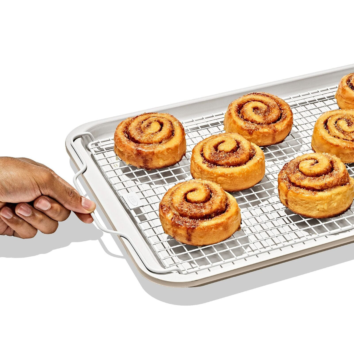 non-stick-pro-ceramic-coated-cooling-and-baking-rack-i7 oxo_ceramic-cooling-rack_pdp_03.jpeg