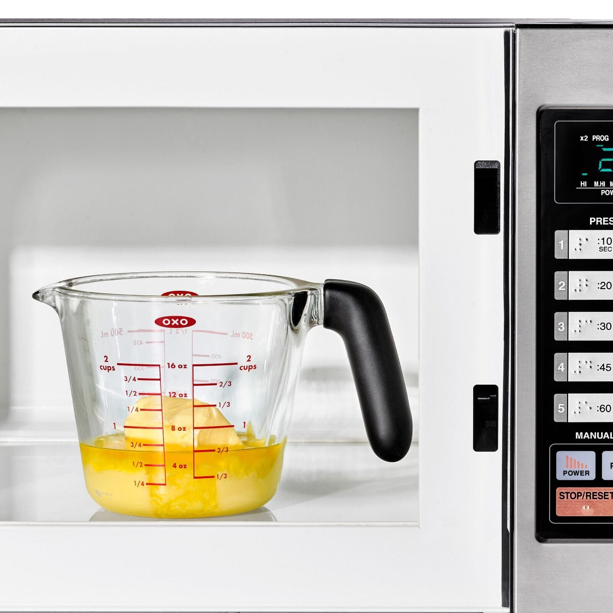 2-cup-glass-measuring-cup-with-lid-b1 oxo_glass_measuring_cup-11382100_029.jpg