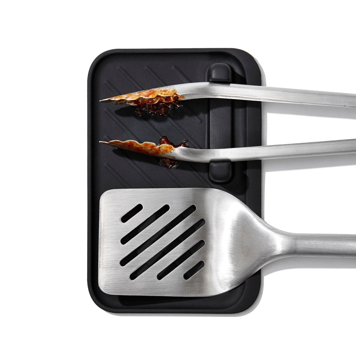 outdoor-3-piece-grilling-tool-set-v5 oxo_grilling_tool_set-9110100_012.jpg
