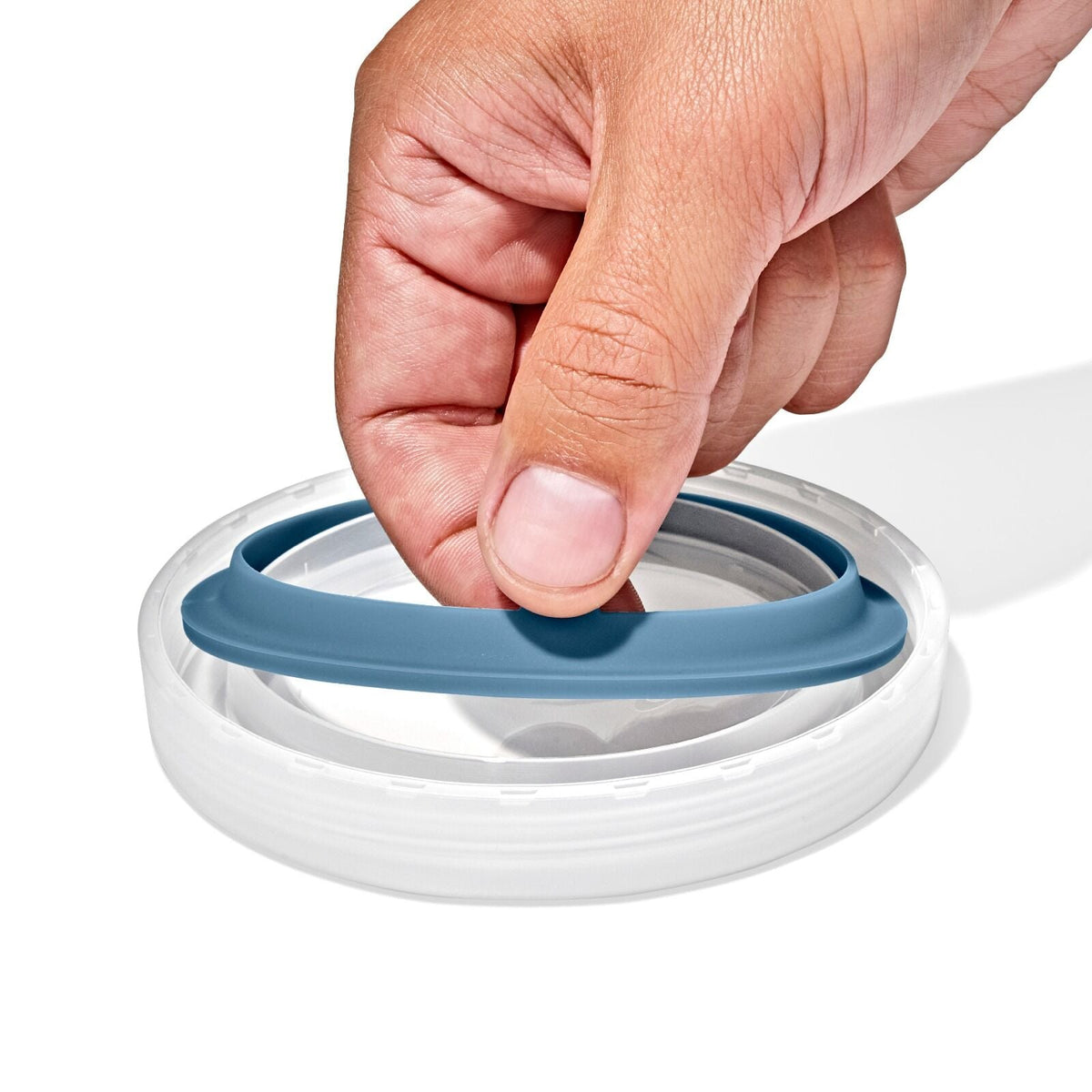 prep-and-go-small-cup-duo-q5 oxo_prep-go-duo-cup_pdp_04.jpeg