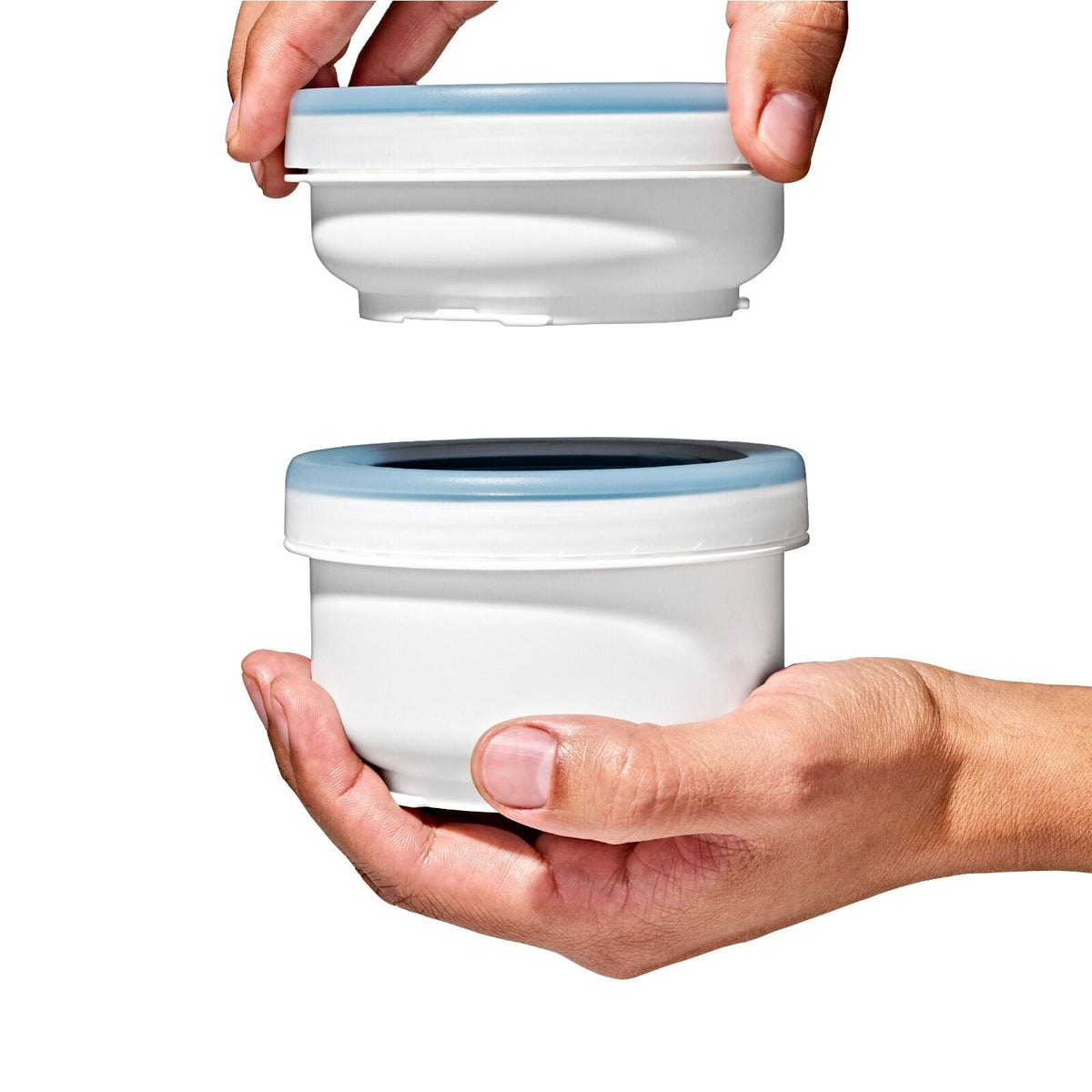 prep-and-go-small-cup-duo-q5 oxo_prep-go-duo-cup_pdp_07.jpeg